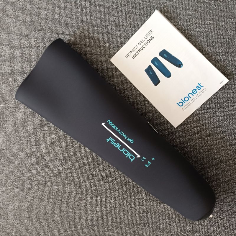 بطانة جل صناعية للمبتورين، غطا - مراجعة Knee Sleeve Pair وسعره